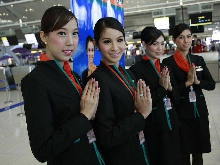 Таиландские стюардессы (7 фото)