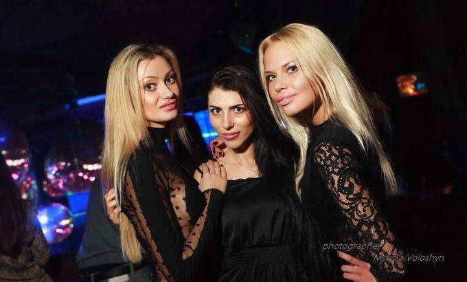 Девушки с ночных клубов Киева