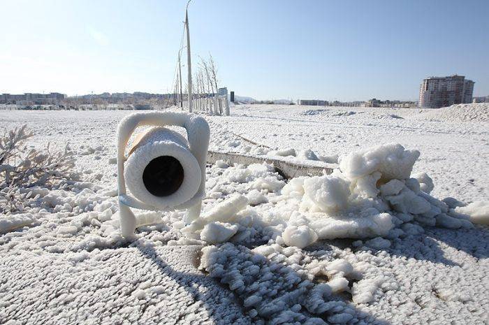 В Новороссийске и Ялте - ледяной апокалипсис (73 фото)