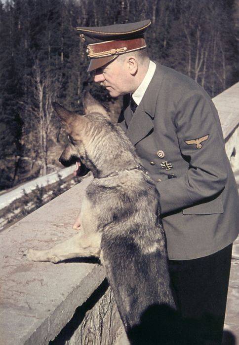 Очень редкие снимки Адольфа Гитлера