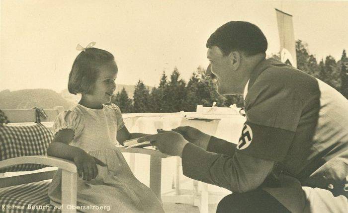 Очень редкие снимки Адольфа Гитлера