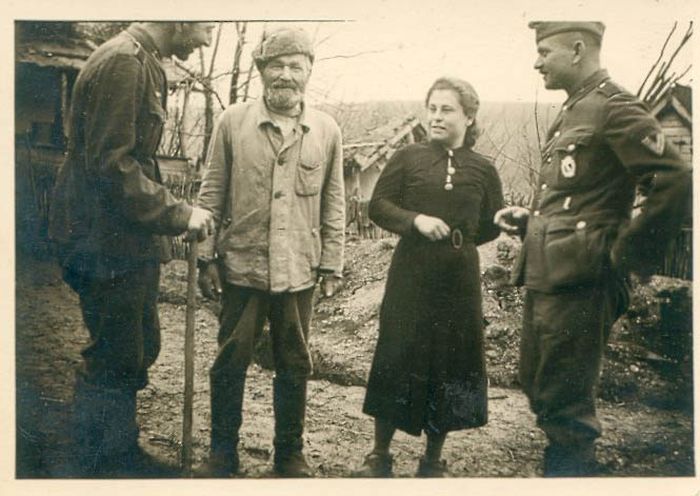 Фотографии оккупированных немцами земель и людей (45 фото)