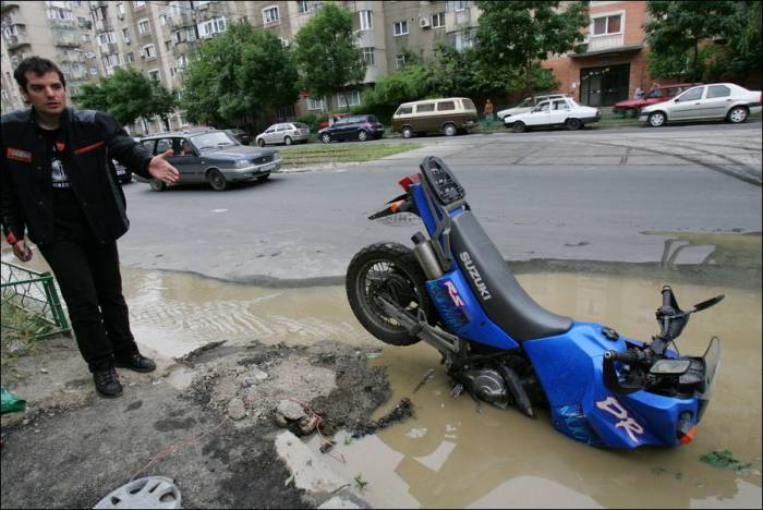 Неудача на мотоцикле (6 фото)