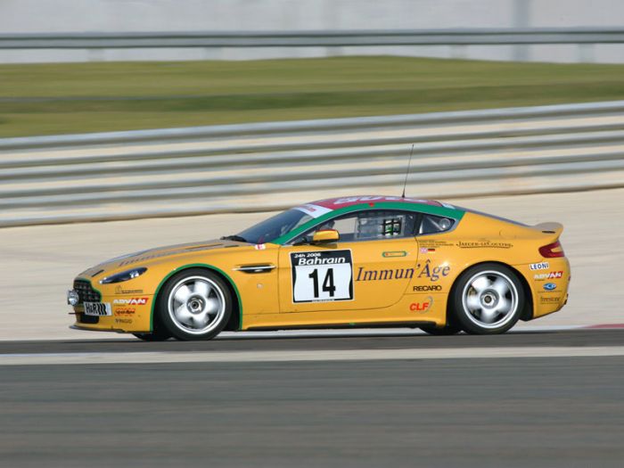 Aston Martin V8 Vantage N24