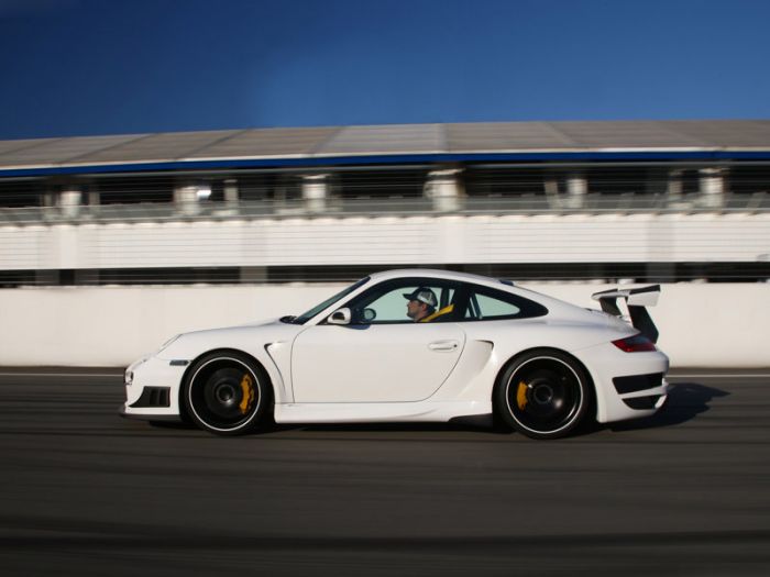 TechArt Porsche 911 GT2
