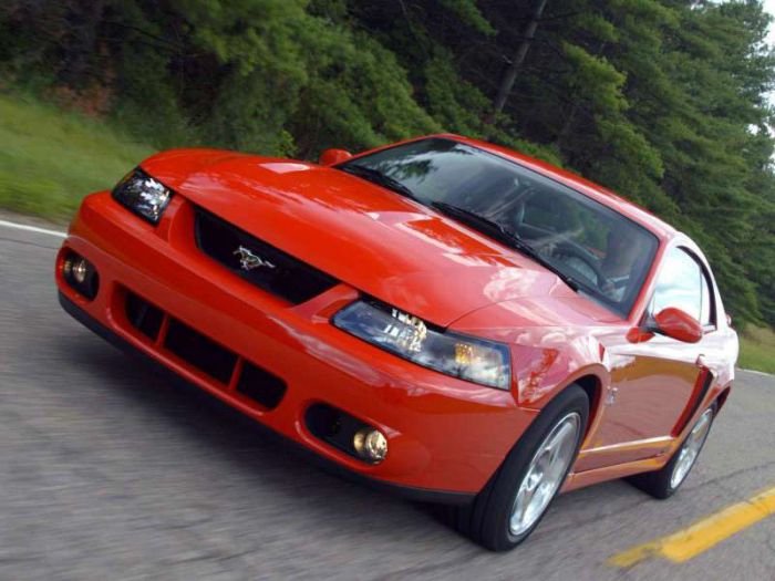 Ford Mustang SVT Cobra