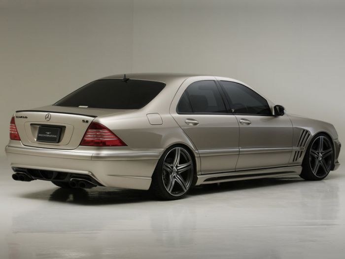 Wald Mercedes S-Class W220