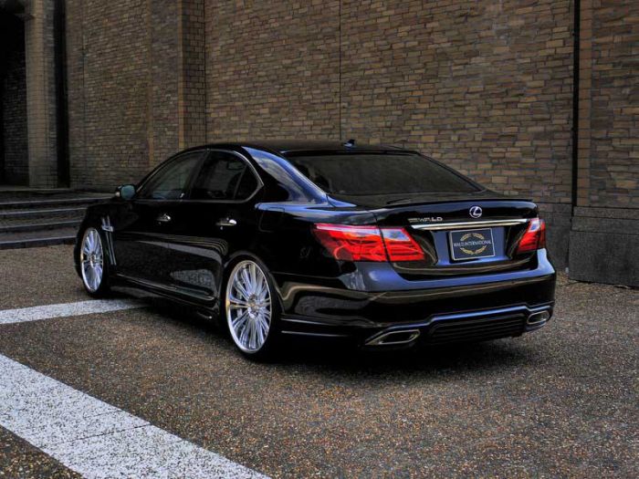 Wald Lexus LS600h