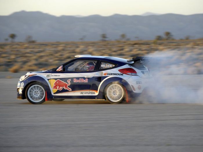 Hyundai Veloster Rally Car