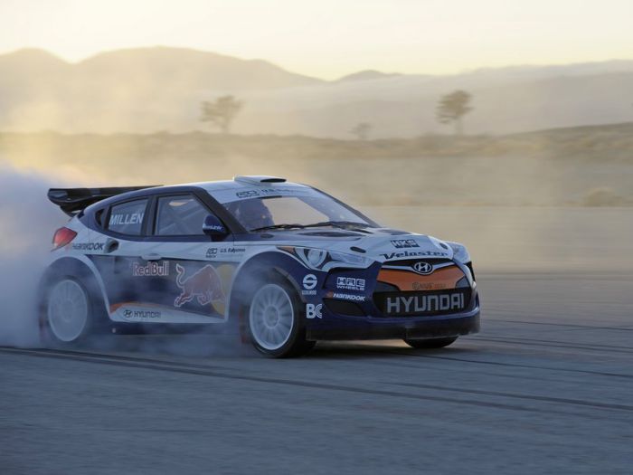 Hyundai Veloster Rally Car