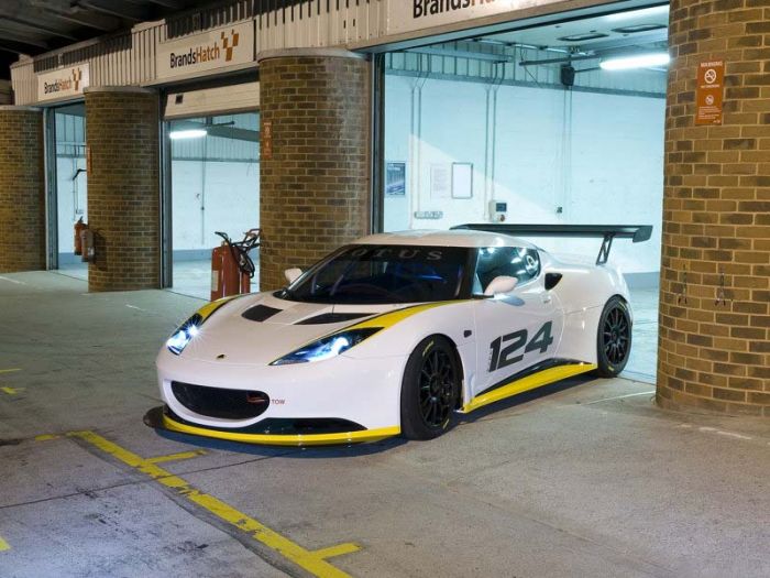 Lotus Evora Type 124