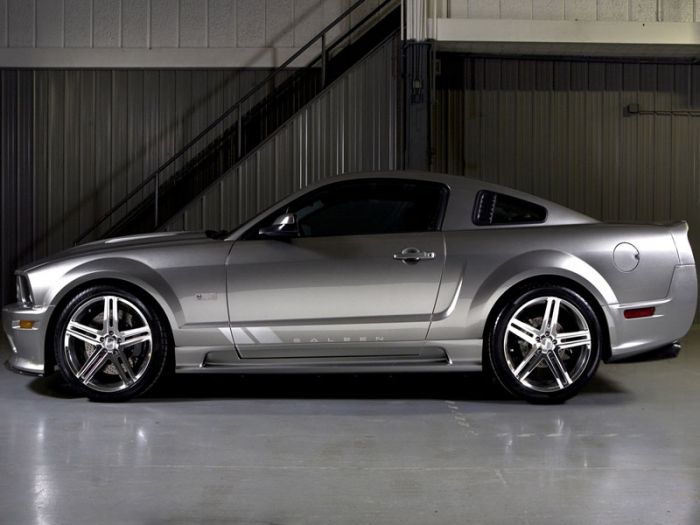 Saleen SA-25 Ford Mustang