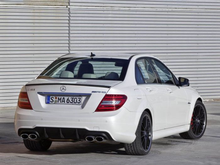 Mercedes-Benz C63 AMG