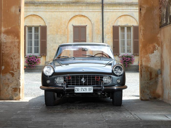 Ferrari 250 GT Coupe