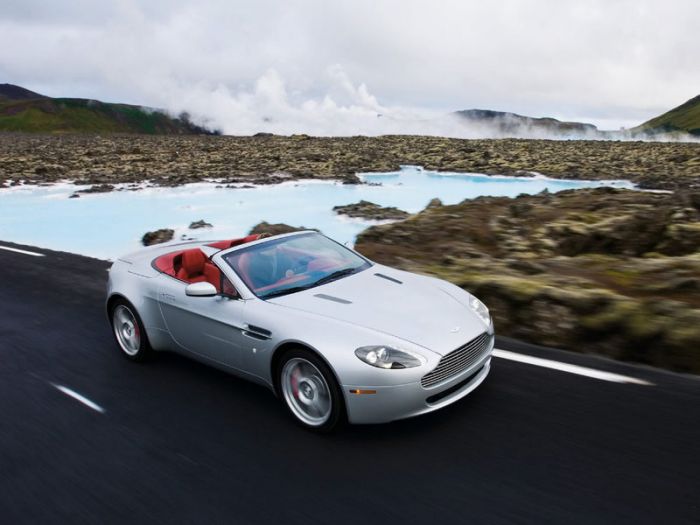 Aston Martin Vantage V8 Roadster