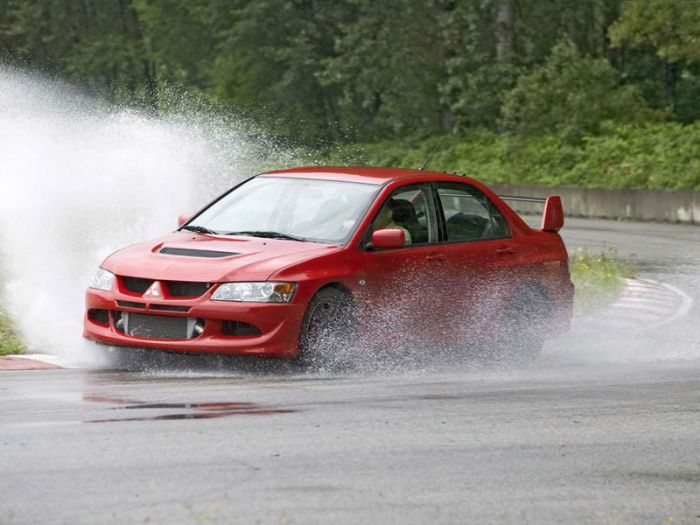 Mitsubishi Lancer Evolution MR