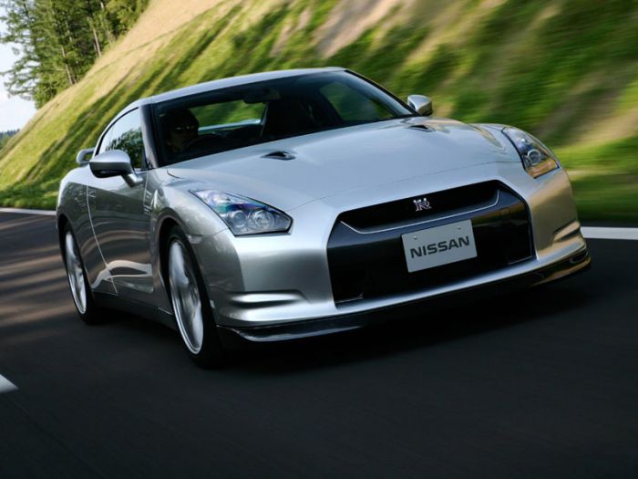 Nissan GT-R