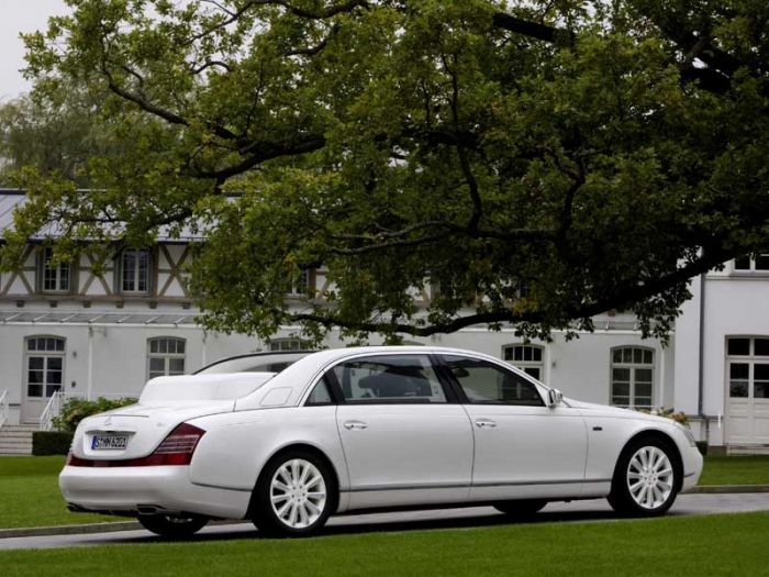 Maybach Type 62S Landaulet