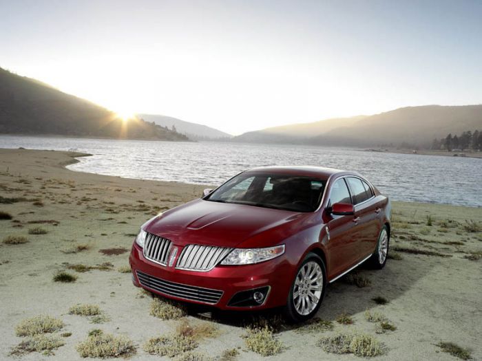 Lincoln MKS