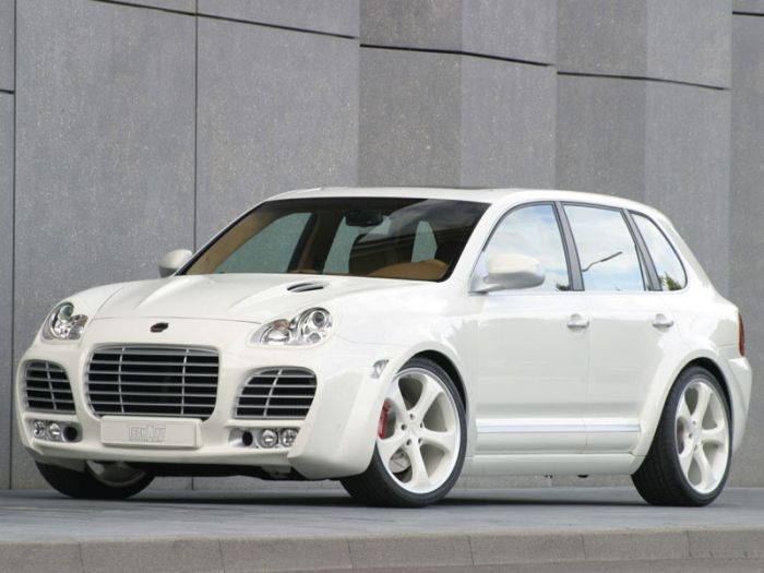 Porsche Cayenne Magnum