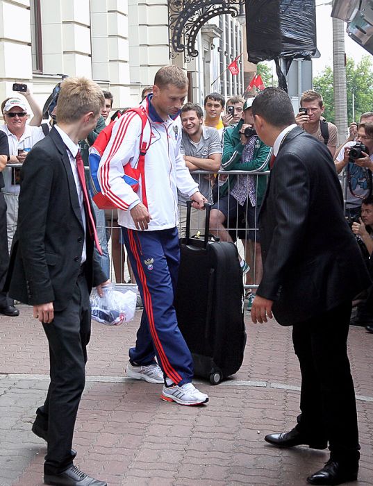 Как сборная России покидала Евро 2012 (16 фото)