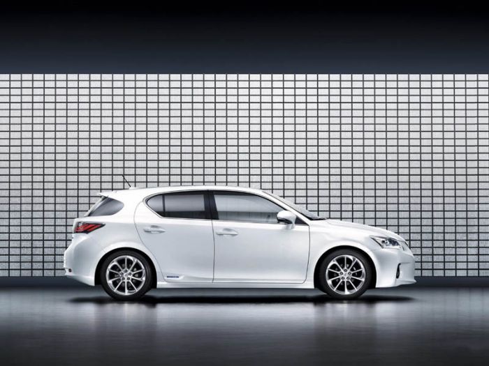 Lexus CT 200h