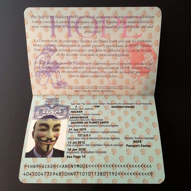 Паспорта для хакеров (5 фото)