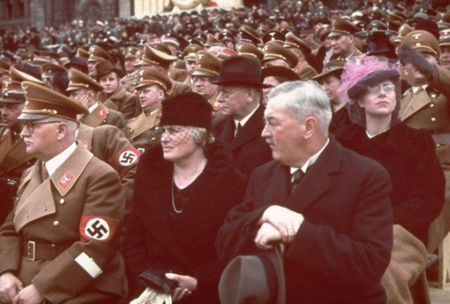 Снимки с 50-летнего юбиля Адольфа Гитлера