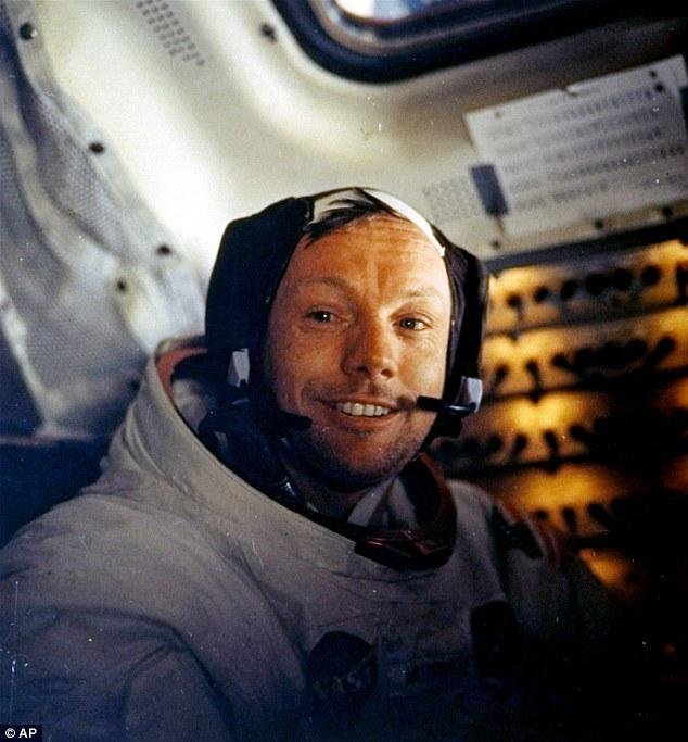 Памяти первого человека на Луне - Нила Армстронга (1930-2012)