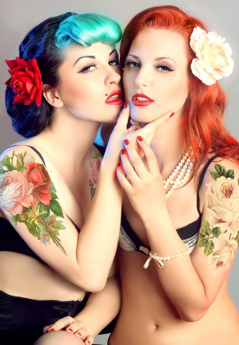     Pin Up (51 )