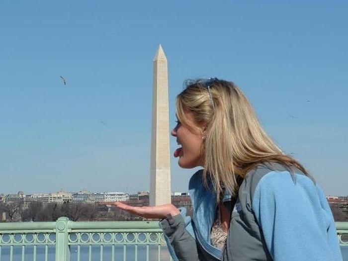 Забавные фотографии с Монументом Вашингтона