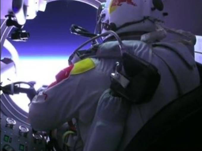    "Red bull Stratos"