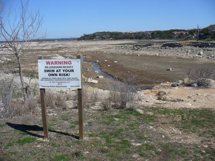 Озеро Трэвис в Техасе бесследно исчезло