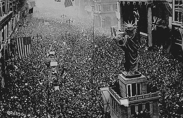 Уникальные архивные снимки в день окончания Первой Мировой Войны