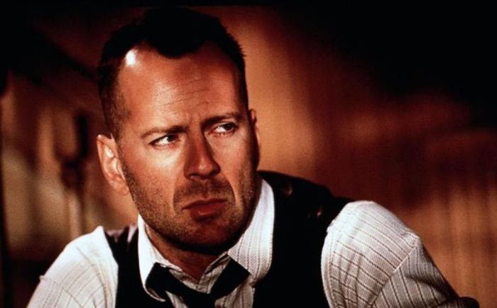   (Bruce Willis)