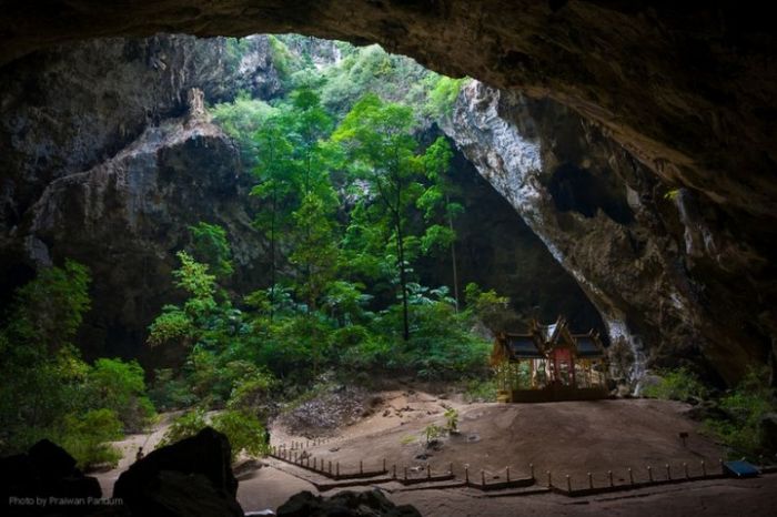 Пещера Phraya Nakhon и храм Kuha Karuhas 