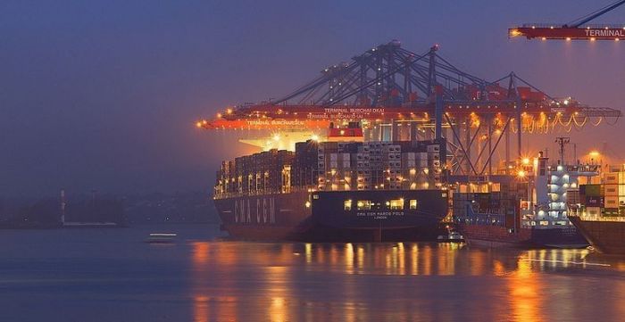 Марко Поло - самый большой контейнеровоз в мире