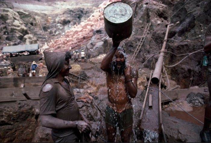 Работа бразильских золотоискателей