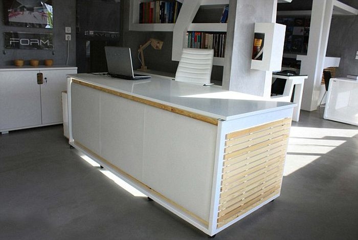 Крутой дизайн стола для офиса
