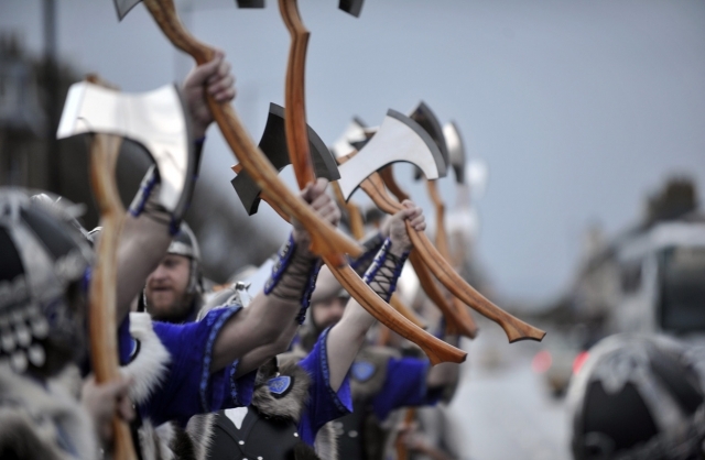       Up Helly Aa (21 )