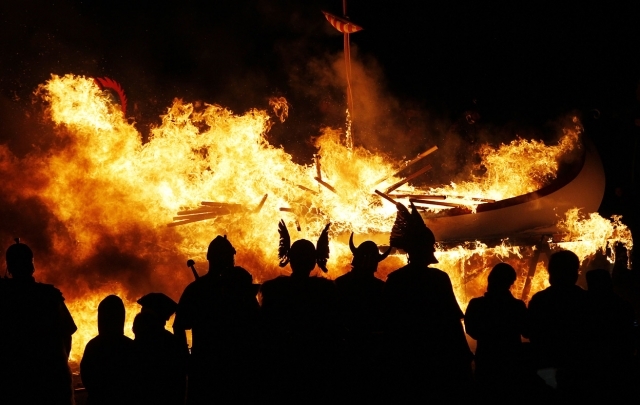       Up Helly Aa (21 )