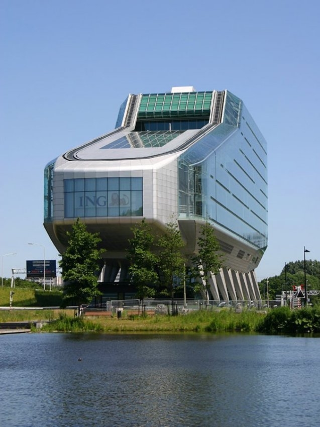 Коллекция фото впечатляющих офисных зданий крупнейших корпораций мира