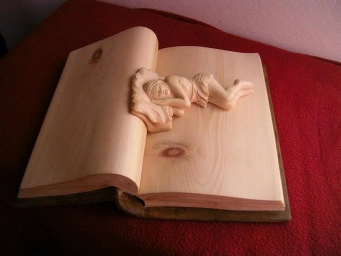 Деревянная книга от Нино Орланди