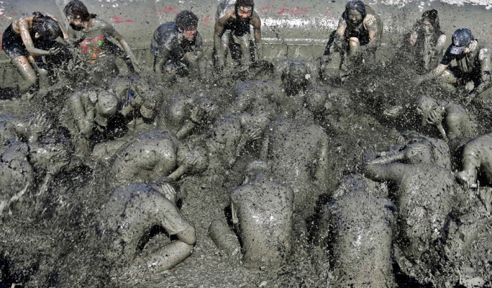 Фестиваль грязи - Boryeong Mud Festival