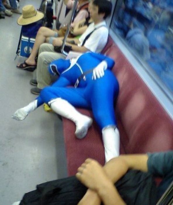 Очень странные пассажиры метро