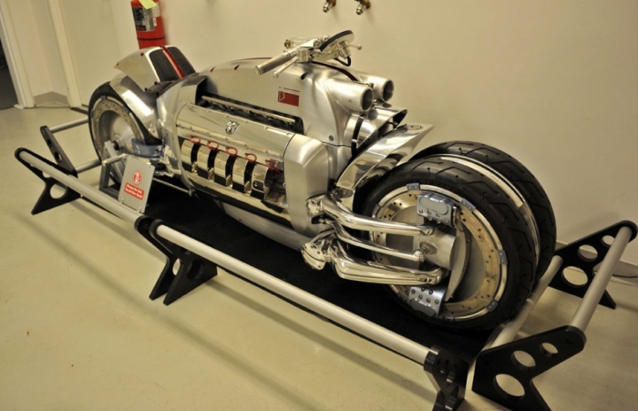  Dodge Tomahawk 