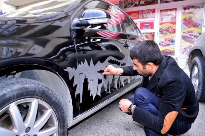 Рисунки на пыльных автомобилях