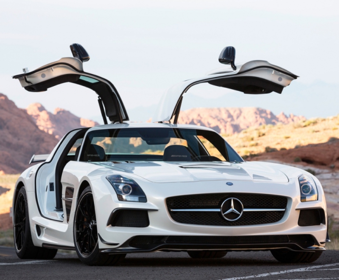 Mercedes-Benz SLS AMG