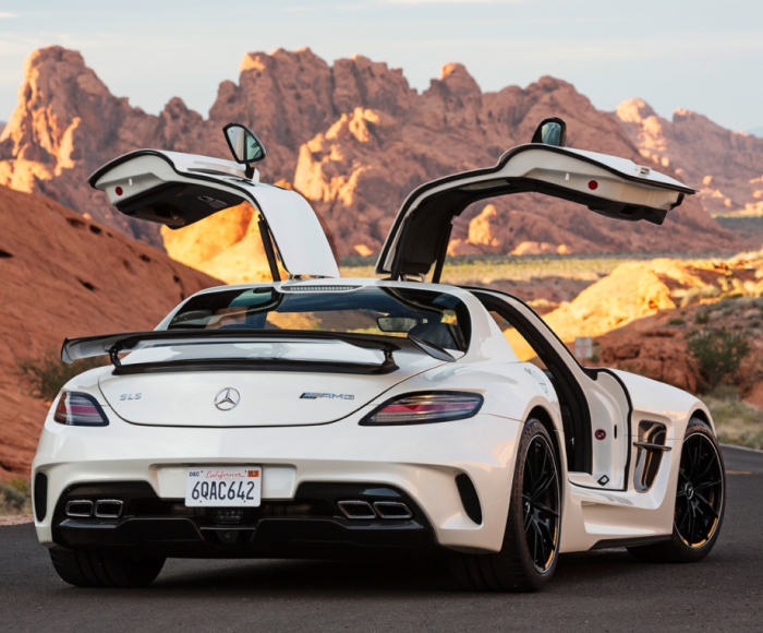 Mercedes-Benz SLS AMG