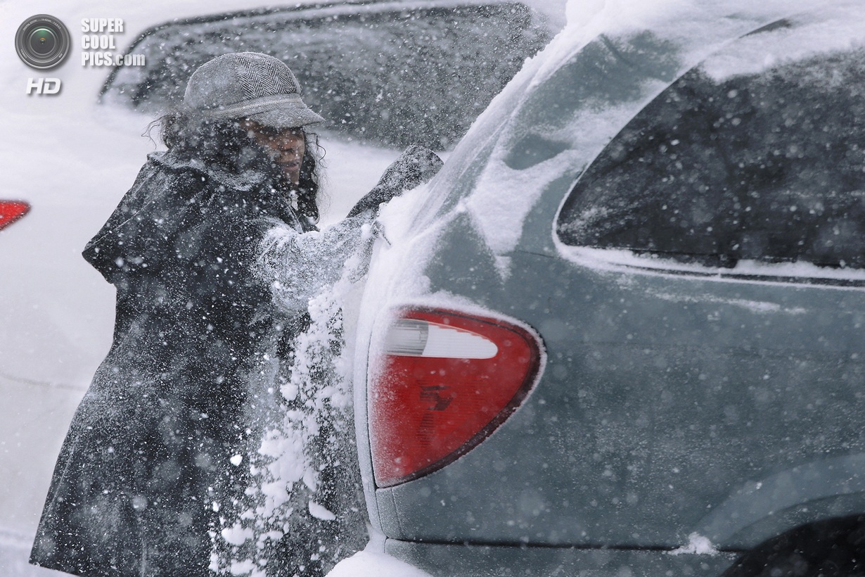 Поднялся сильный мороз. -50 Градусов снег. Ввиду сильных Морозов. Замороженное изображение автомобиля Кадр.